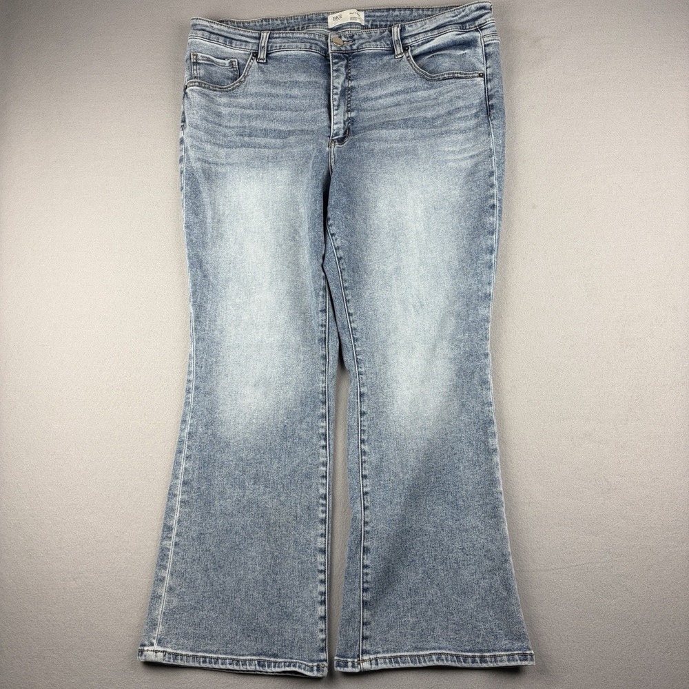 BKE Payton Jeans Women's 36x30 (Fits 38x29) Bootcut Mid Rise Light Wash Stretch